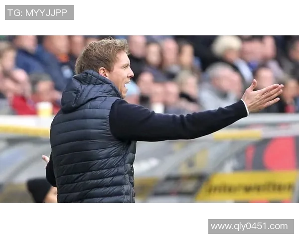 愤怒的德国足球明星怒斥裁判不公赛场风波引发轩然大波 愤怒的德国足球明星怒斥裁判不公赛场风波引发轩然大波