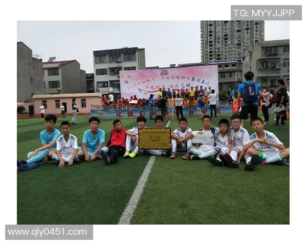 足球明星从小学习的秘诀与成长之路揭秘